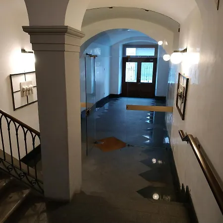 Al Castello Di San Giusto Free Garage Trieszt